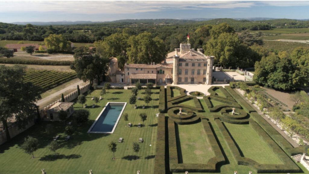 Provence offers some of the most magnificent estates in France for your wedding.